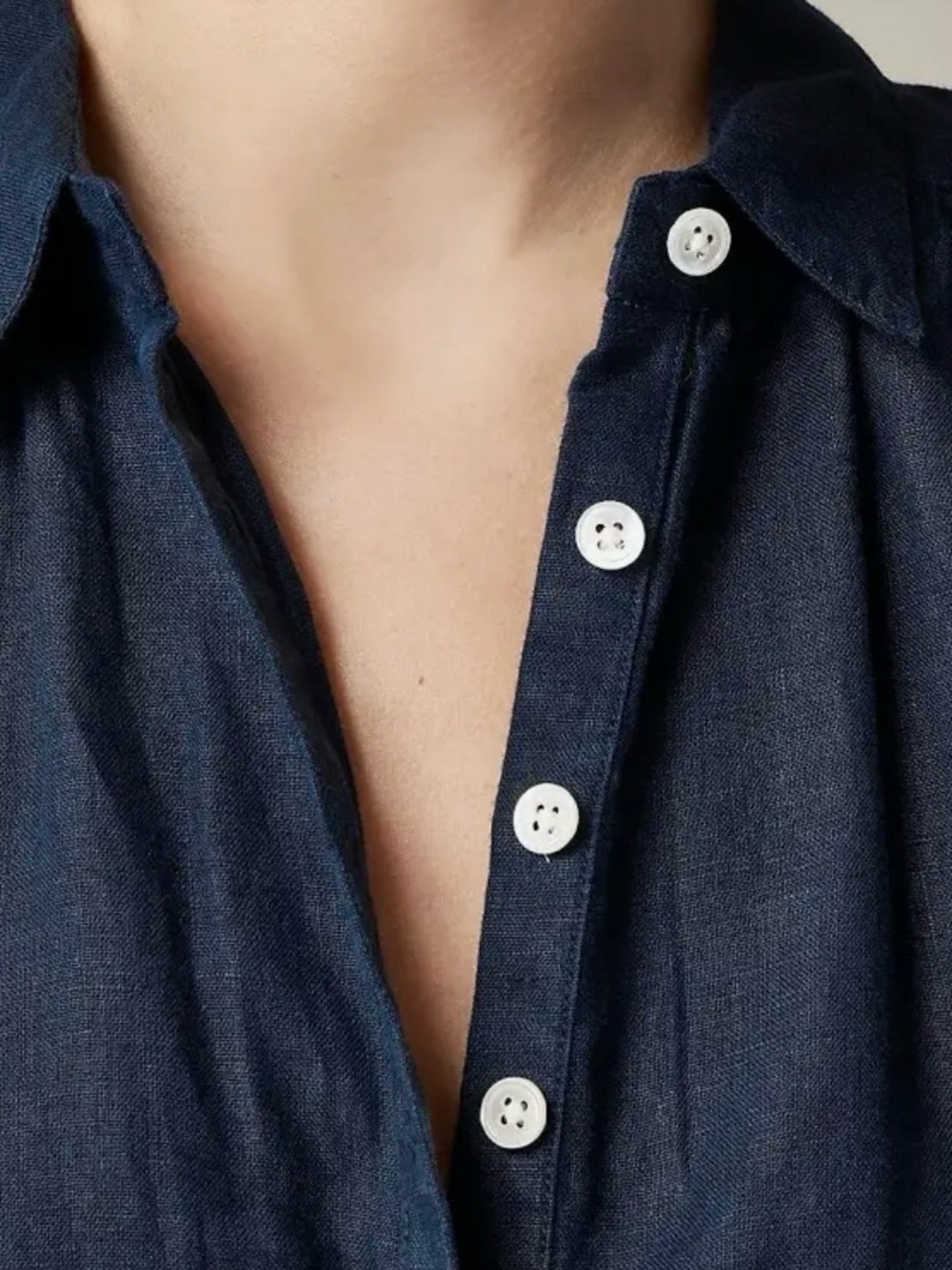 J.Crew Women's Capitaine Shirt in Baird McNutt Irish linen - Picture 7 of 9